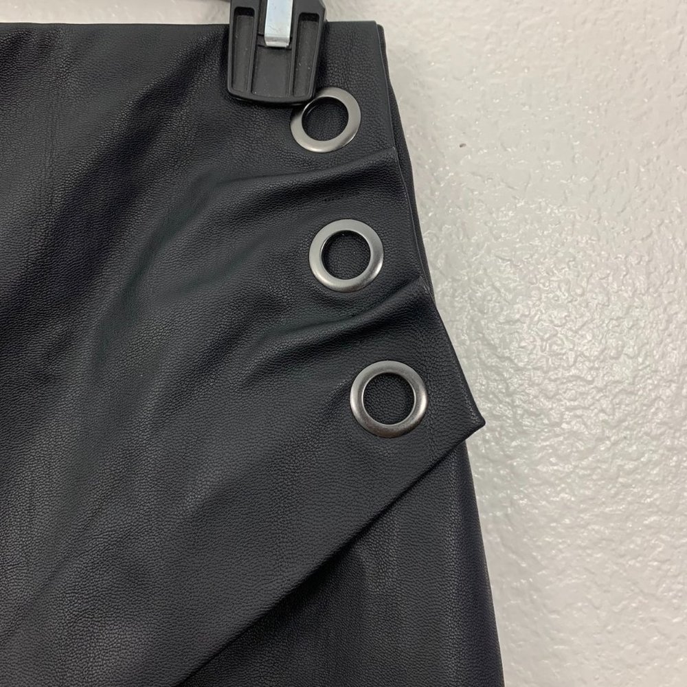 Express Pleated Faux Leather Mini Skirt Grommet - Picture 2 of 6